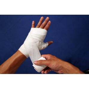 How to put on boxing bandages?