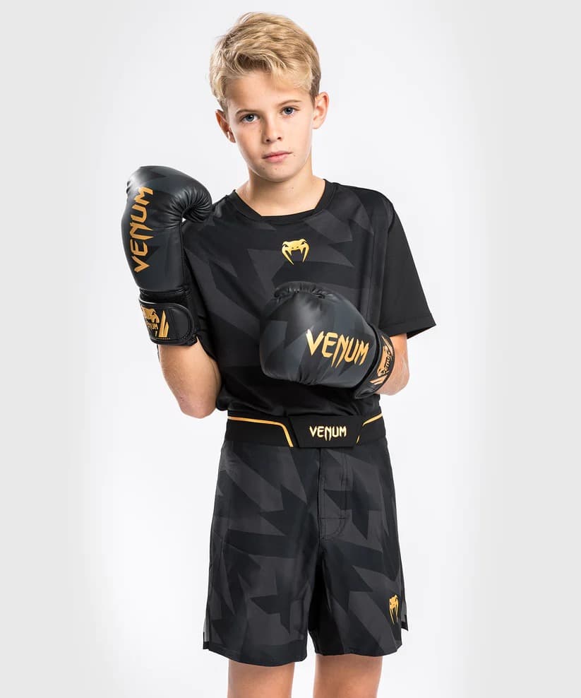 Las mejores ofertas en Venum Negro Pantalones cortos de boxeo y artes  marciales para hombres
